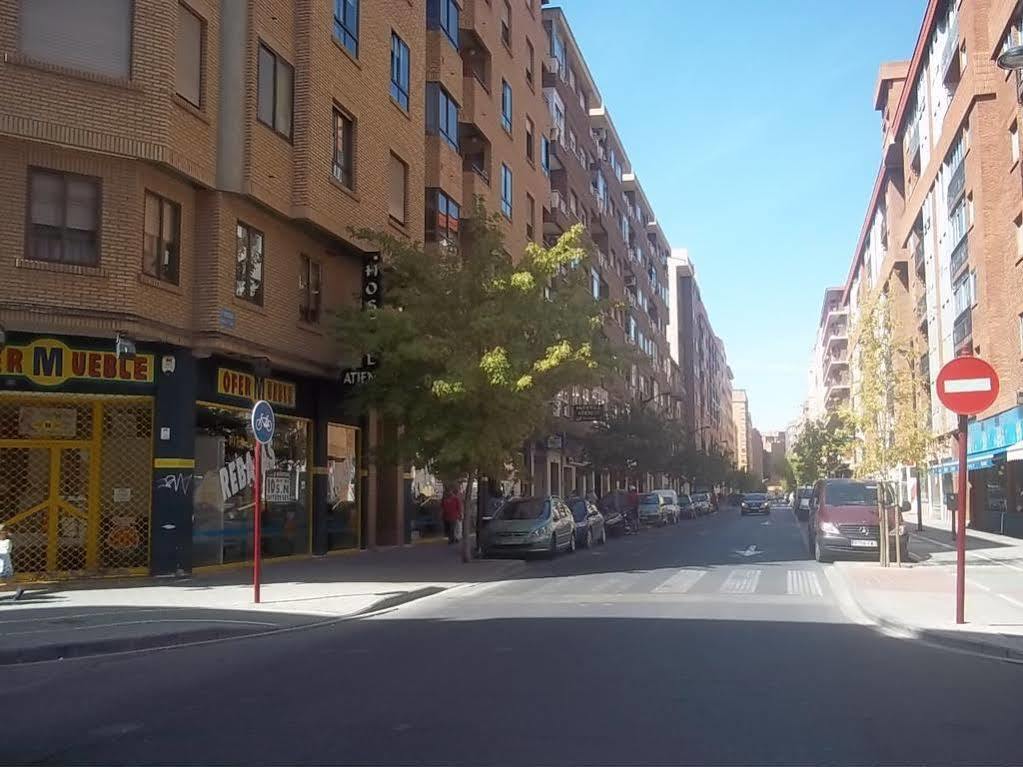 אלבאסטה Hostal Atienzar מראה חיצוני תמונה