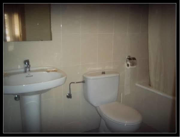 אלבאסטה Hostal Atienzar מראה חיצוני תמונה